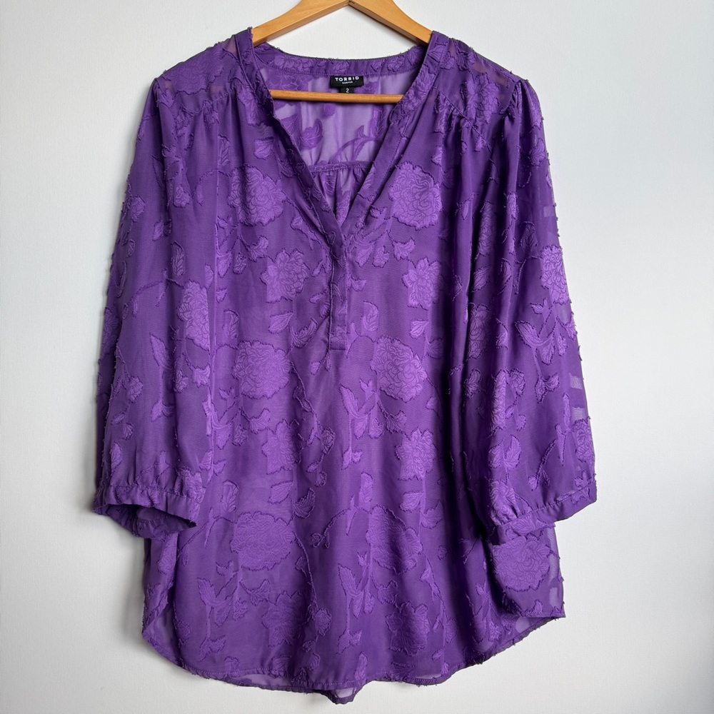 Torrid Harper Collarless Blouse 3/4 Sleeve Purple Clip Chiffon Sheer Size 2X